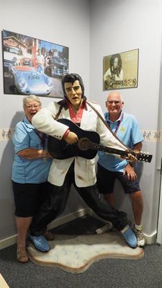 RJ;s Rock& Roll Dinner